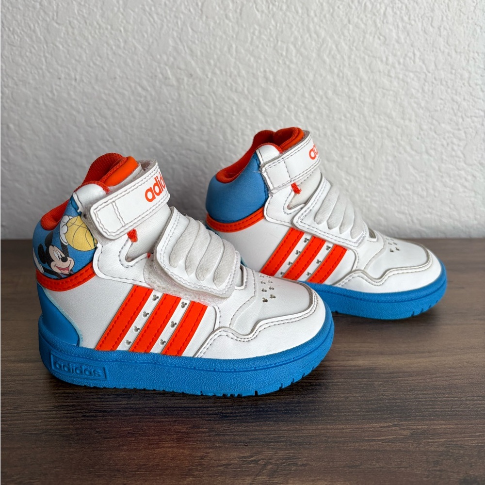 adidas Mickey Mouse Mod 3.0 Kids White High-Top Basketball Sneakers - size 6T